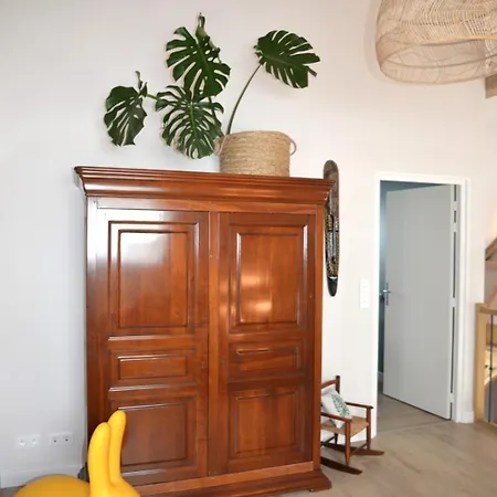 Vakantiehuis La Melinothe Large 5 Charming With Paisy-Cosdon
